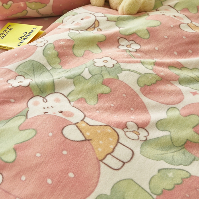 91家纺网 家纺一手货源 找家纺 怡家居 2022秋冬高克重牛奶绒印花四件套 莓园小兔