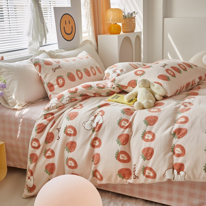 91家纺网 家纺一手货源 找家纺 怡家居 2022秋冬高克重牛奶绒印花四件套 甜蜜蜜