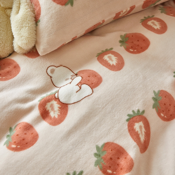 91家纺网 家纺一手货源 找家纺 怡家居 2022秋冬高克重牛奶绒印花四件套 甜蜜蜜