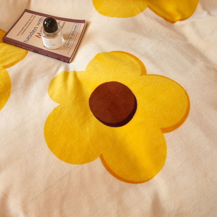 91家纺网 家纺一手货源 找家纺 怡家居 2022秋冬高克重牛奶绒印花四件套 向阳