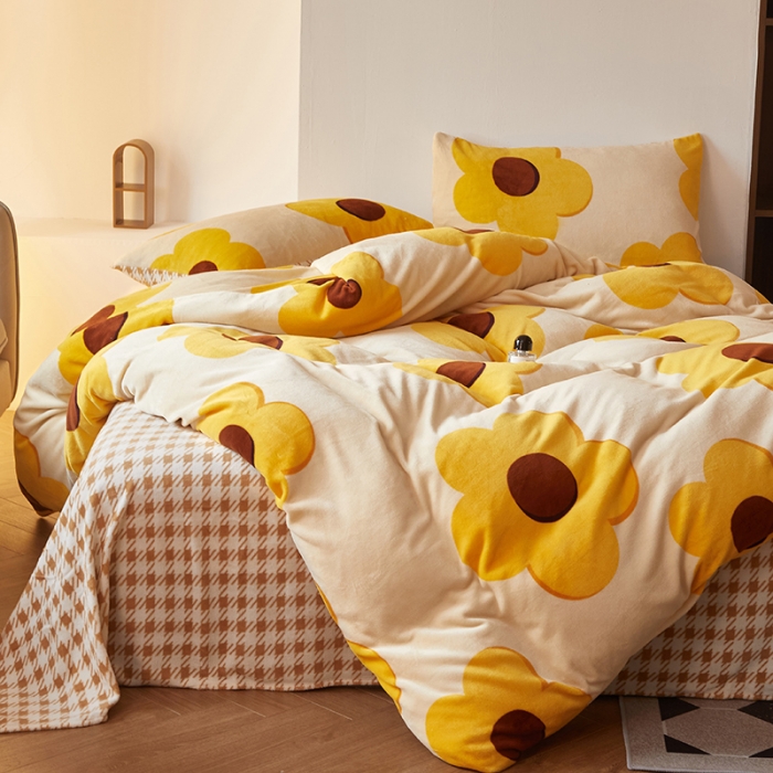 91家纺网 家纺一手货源 找家纺 怡家居 2022秋冬高克重牛奶绒印花四件套 向阳