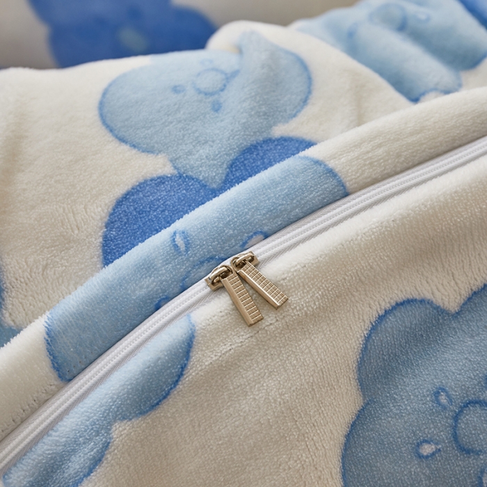 91家纺网 家纺一手货源 找家纺 怡家居 2022秋冬高克重牛奶绒印花四件套 野餐日