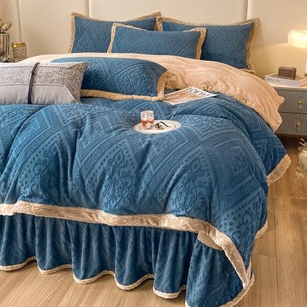 91家纺网 家纺一手货源 找家纺 总铠畅日产万套9斤欧式烂花A类5D雕花牛奶绒床裙四件套法莱绒