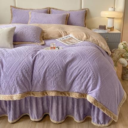 91家纺网 家纺一手货源 找家纺 总铠畅日产万套9斤欧式烂花A类5D雕花牛奶绒床裙四件套法莱绒