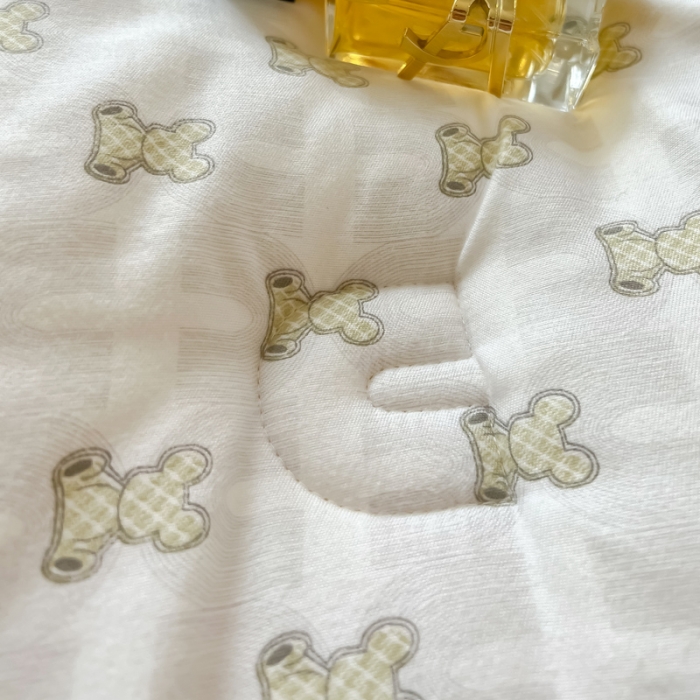 91家纺网 家纺一手货源 找家纺 匠心 2022新款立体暖绒大豆冬被 布朗熊-浅绿