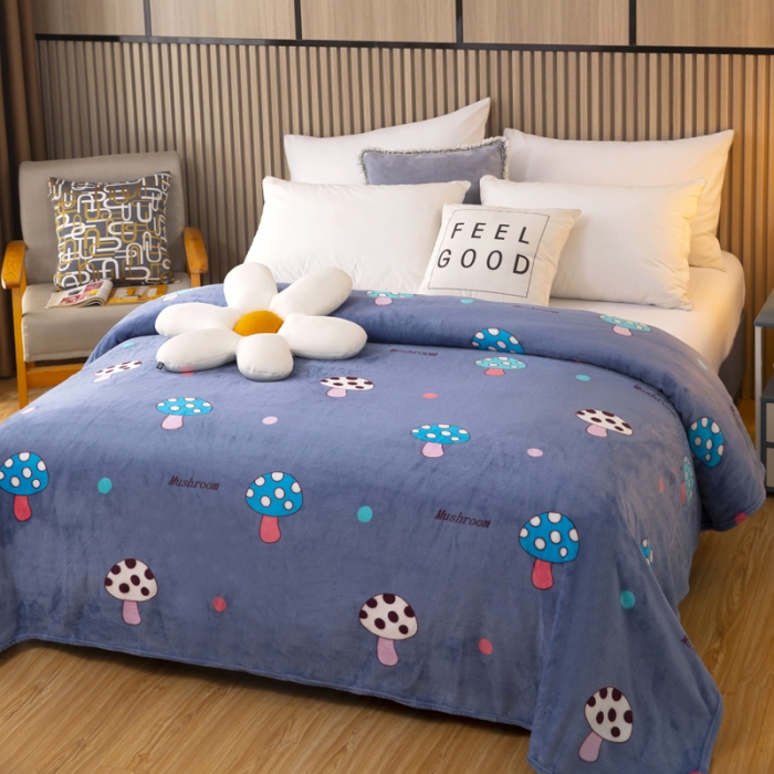 91家纺网 家纺一手货源 找家纺 侨鑫2022新款法兰绒多功能毛毯 蘑菇-蓝