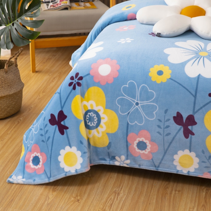 91家纺网 家纺一手货源 找家纺 侨鑫2022新款法兰绒多功能毛毯 秘密花园