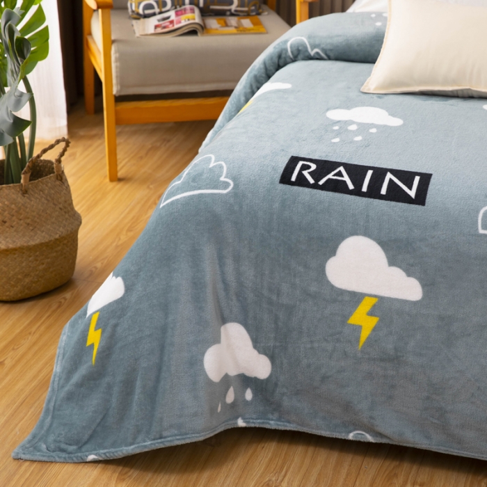 91家纺网 家纺一手货源 找家纺 侨鑫2022新款法兰绒多功能毛毯 雷云