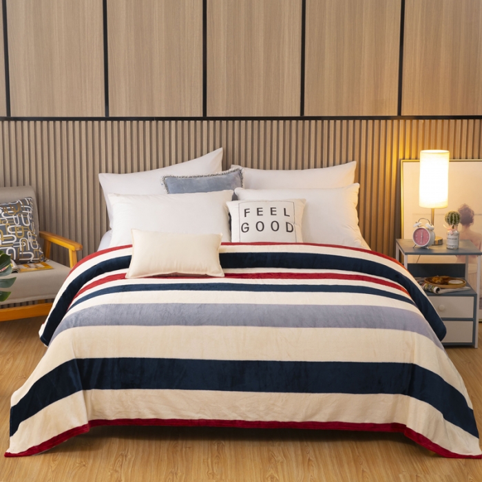 91家纺网 家纺一手货源 找家纺 侨鑫2022新款法兰绒多功能毛毯 裸婚时代