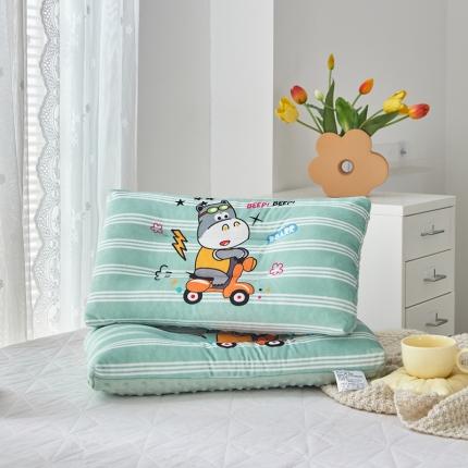 91家纺网 家纺一手货源 找家纺 （总）温宁 2022新款A类大版婴儿绒豆豆绒枕头枕芯儿童枕