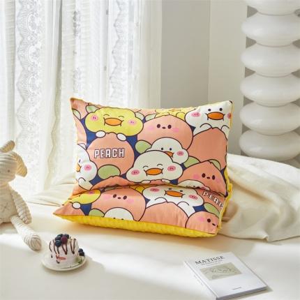 91家纺网 家纺一手货源 找家纺 （总）温宁 2022新款A类全棉豆豆绒枕卡通儿童成人枕头芯
