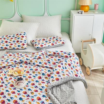 91家纺网 家纺一手货源 找家纺 总 温宁 2022新款全棉豆豆绒夏凉被子卡通印花手包边四季被