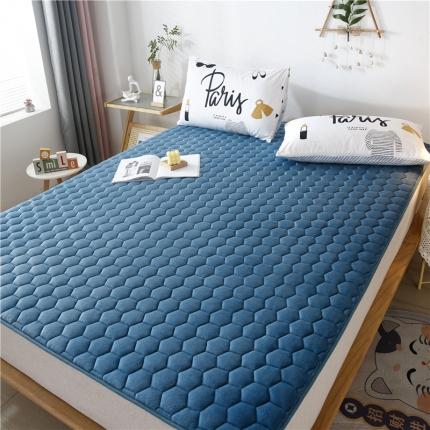 91家纺网 家纺一手货源 找家纺 （总）东宇床垫 2022新款牛奶绒薄款床垫