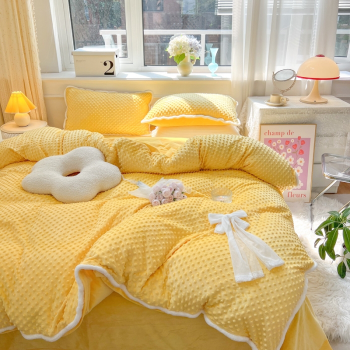 91家纺网 家纺一手货源 找家纺 淑女公社22秋冬新款豆豆绒牛奶绒兔毛花边蝴蝶结款四件套活力黄