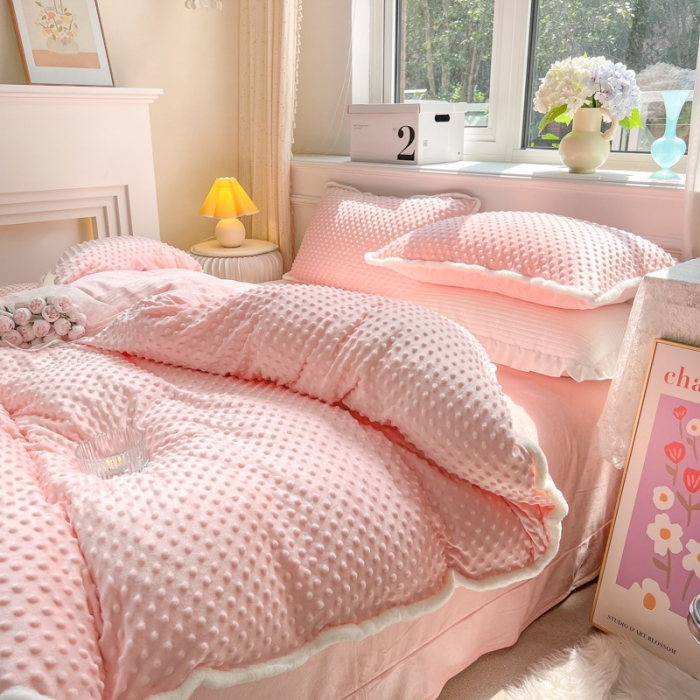 91家纺网 家纺一手货源 找家纺 总淑女公社22秋冬新款豆豆绒牛奶绒兔毛花边蝴蝶结款四件套