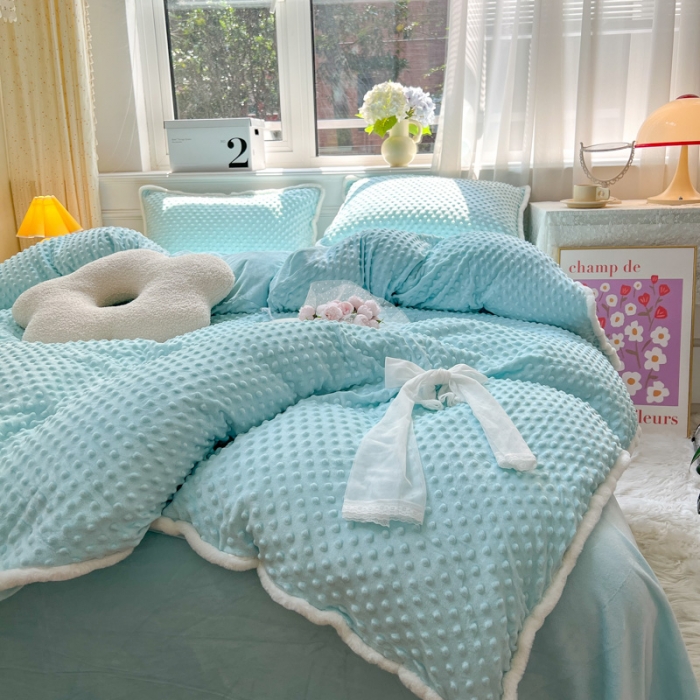 91家纺网 家纺一手货源 找家纺 淑女公社22秋冬新款豆豆绒牛奶绒兔毛花边蝴蝶结款四件套海洋蓝