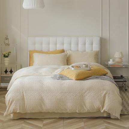 91家纺网 家纺一手货源 找家纺 寐眠 2022新款牛奶绒剪花四件套 泡芙米