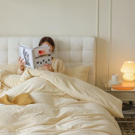 寐眠 2022新款牛奶绒剪花四件套 泡芙米