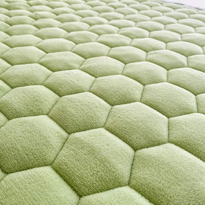 91家纺网 家纺一手货源 找家纺 （总）缦卡琳 2023新款夹棉牛奶绒薄床垫