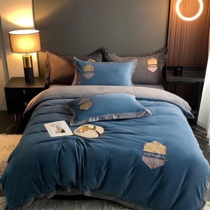 91家纺网 家纺一手货源 找家纺 网客 2024新款牛奶绒四件套拼色绣花系列 蓝色