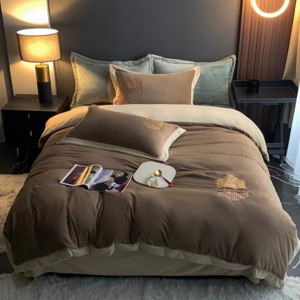 91家纺网 家纺一手货源 找家纺 （总）网客 2024新款牛奶绒四件套拼色绣花系列