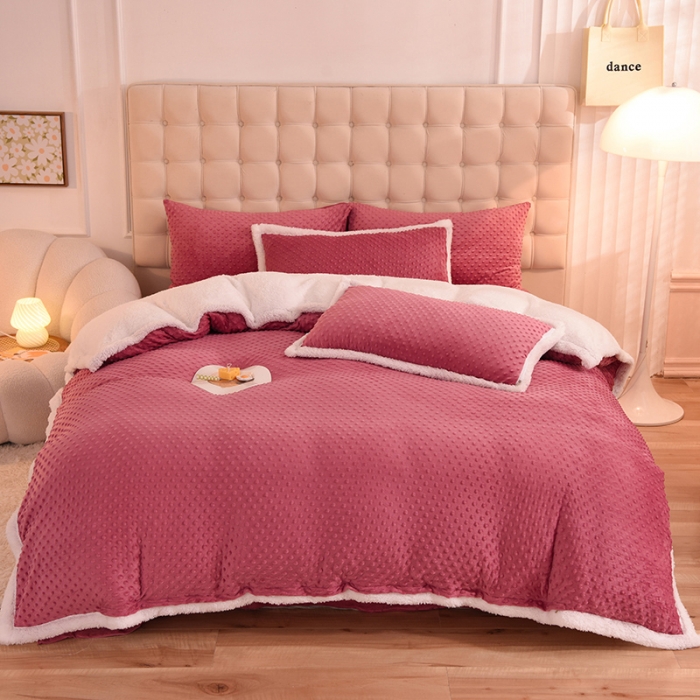 91家纺网 家纺一手货源 找家纺 艾米家居 2022秋冬新款豆豆绒+羊羔绒系列 豆沙