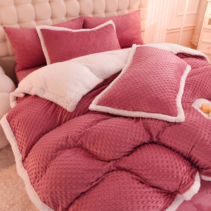 91家纺网 家纺一手货源 找家纺 艾米家居 2022秋冬新款豆豆绒+羊羔绒系列 豆沙