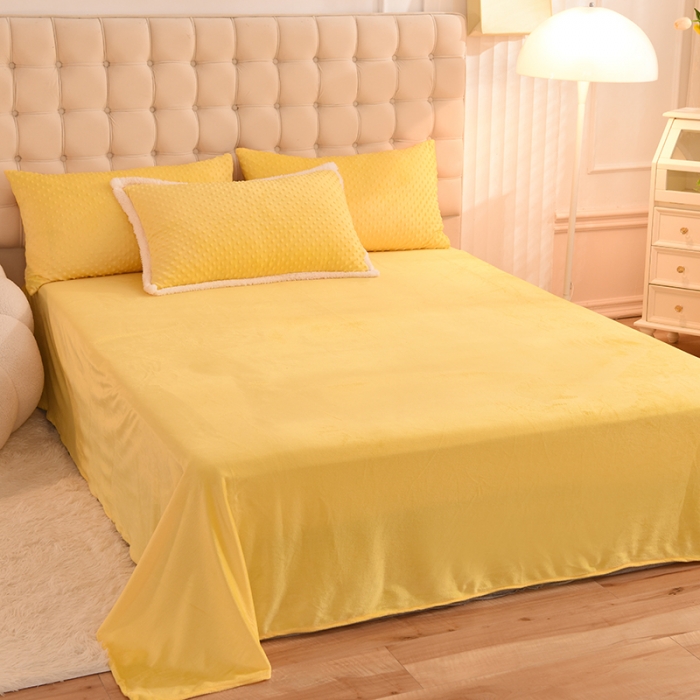 91家纺网 家纺一手货源 找家纺 艾米家居 2022秋冬新款豆豆绒+羊羔绒系列 黄