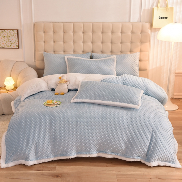 91家纺网 家纺一手货源 找家纺 艾米家居 2022秋冬新款豆豆绒+羊羔绒系列 蓝