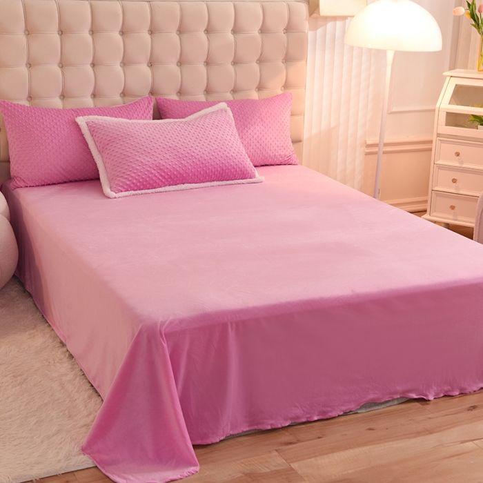 91家纺网 家纺一手货源 找家纺 艾米家居 2022秋冬新款豆豆绒+羊羔绒系列 玫红