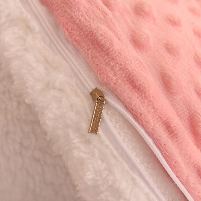 91家纺网 家纺一手货源 找家纺 艾米家居 2022秋冬新款豆豆绒+羊羔绒系列 玉色