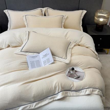 91家纺网 家纺一手货源 找家纺 丝缦2025新款A类母婴级毛茸绒四件套系列 伦敦雾白