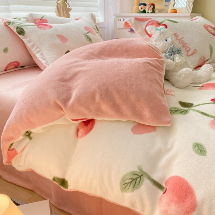 91家纺网 家纺一手货源 找家纺 上尚居 2022新款加厚保暖牛奶绒四件套 美味樱桃-米