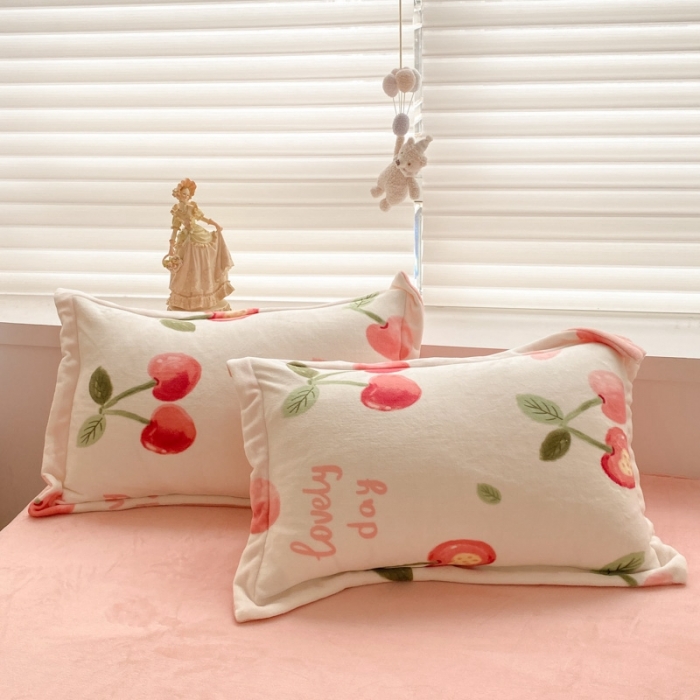 91家纺网 家纺一手货源 找家纺 上尚居 2022新款加厚保暖牛奶绒四件套 美味樱桃-米