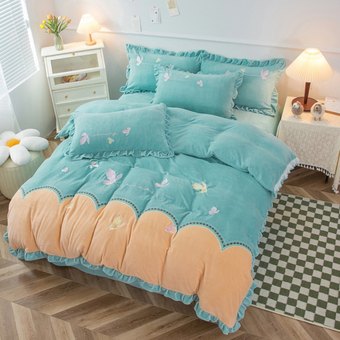 91家纺网 家纺一手货源 找家纺 优姿家纺 牛奶绒贴边绣花荷叶花边保暖四件 蝶舞纷飞-黄