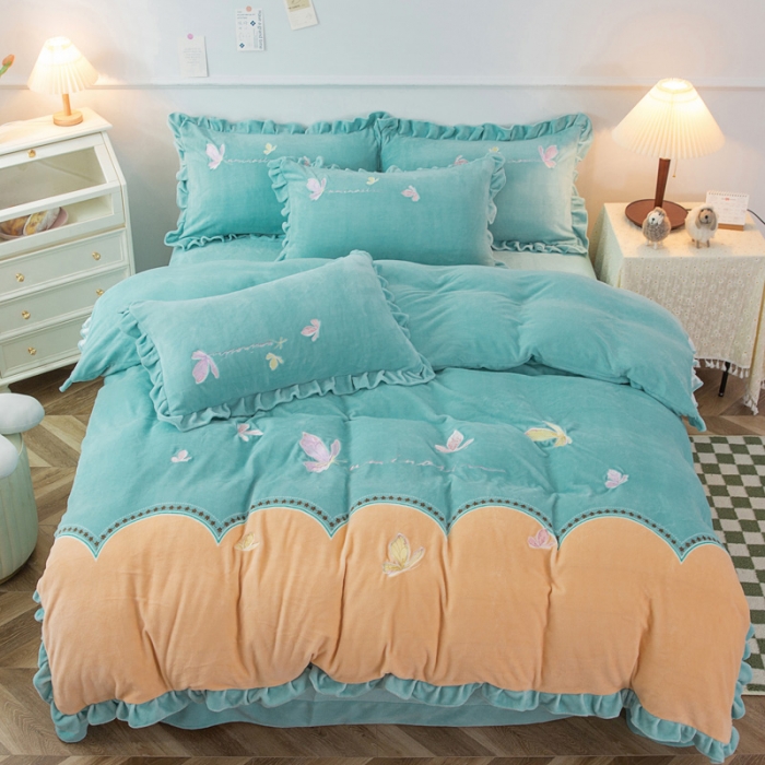 91家纺网 家纺一手货源 找家纺 优姿家纺 牛奶绒贴边绣花荷叶花边保暖四件 蝶舞纷飞-黄