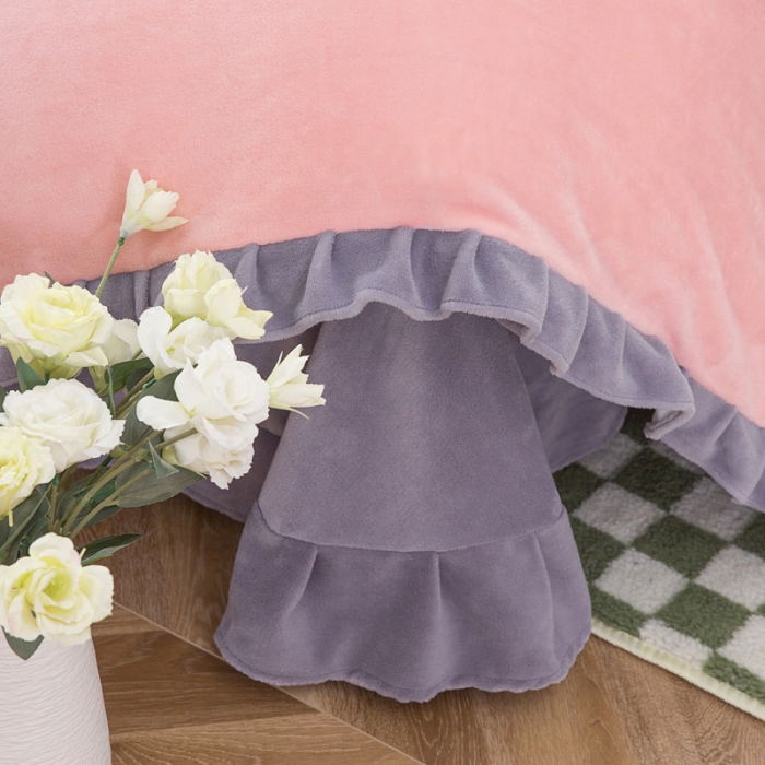 91家纺网 家纺一手货源 找家纺 优姿家纺 牛奶绒贴边绣花荷叶花边保暖四件 蝶舞纷飞-灰