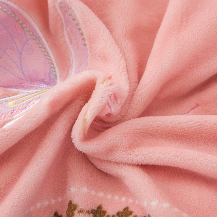 91家纺网 家纺一手货源 找家纺 优姿家纺 牛奶绒贴边绣花荷叶花边保暖四件 蝶舞纷飞-玉