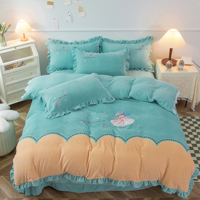 91家纺网 家纺一手货源 找家纺 优姿家纺 牛奶绒贴边绣花荷叶花边保暖四件 花仙子-黄