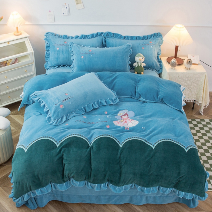 91家纺网 家纺一手货源 找家纺 优姿家纺 牛奶绒贴边绣花荷叶花边保暖四件 花仙子-蓝