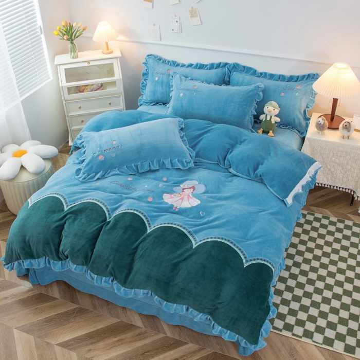 91家纺网 家纺一手货源 找家纺 优姿家纺 牛奶绒贴边绣花荷叶花边保暖四件 花仙子-蓝