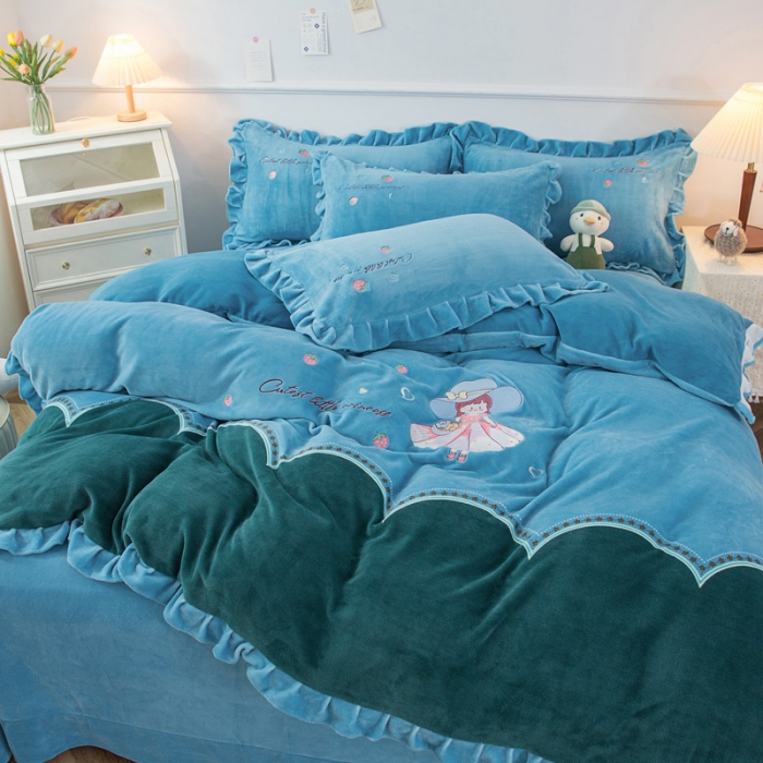 91家纺网 家纺一手货源 找家纺 优姿家纺 牛奶绒贴边绣花荷叶花边保暖四件 花仙子-蓝