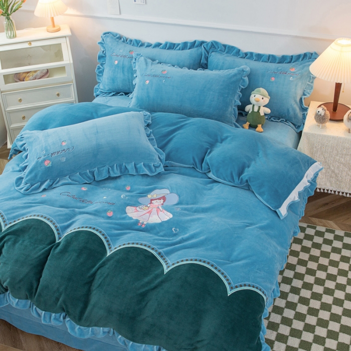 91家纺网 家纺一手货源 找家纺 优姿家纺 牛奶绒贴边绣花荷叶花边保暖四件 花仙子-蓝