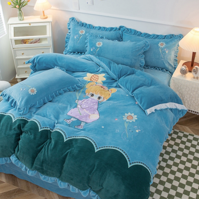 91家纺网 家纺一手货源 找家纺 优姿家纺 牛奶绒贴边绣花荷叶花边保暖四件 守护甜心-蓝