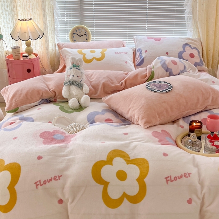 91家纺网 家纺一手货源 找家纺 昔可 2022新款牛奶绒四件套花朵系列 七彩花