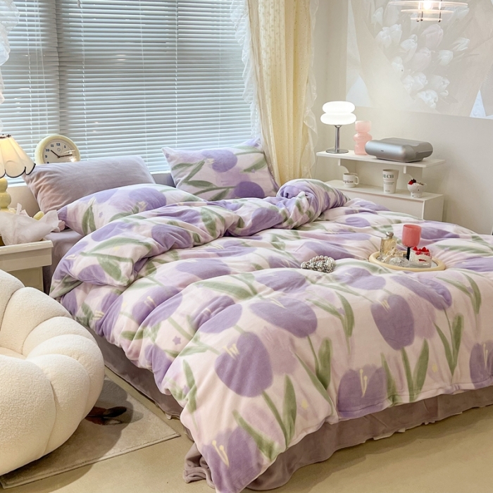 91家纺网 家纺一手货源 找家纺 昔可 2022新款牛奶绒四件套花朵系列 雾紫郁金香