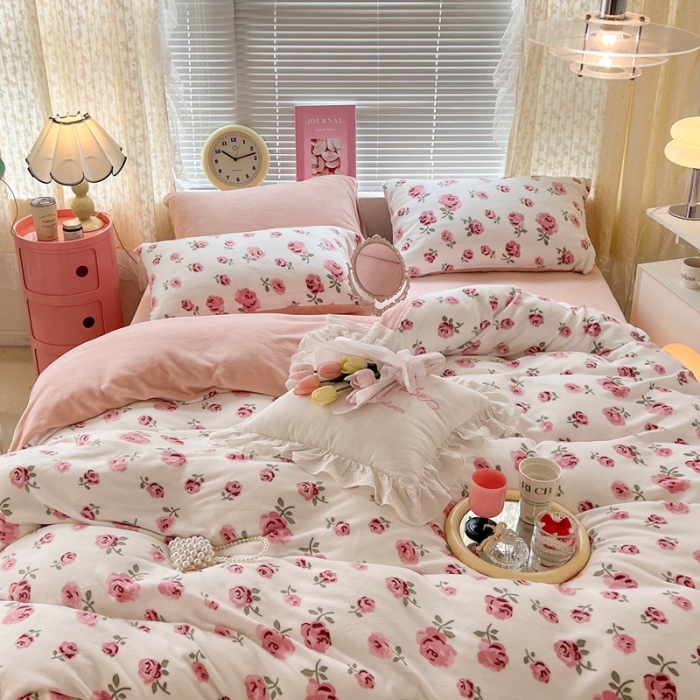 91家纺网 家纺一手货源 找家纺 昔可 2022新款牛奶绒四件套花朵系列 小小玫瑰花