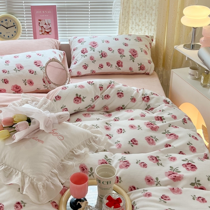 91家纺网 家纺一手货源 找家纺 昔可 2022新款牛奶绒四件套花朵系列 小小玫瑰花