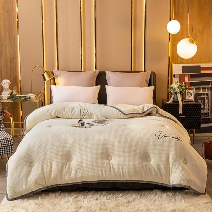 91家纺网 家纺一手货源 找家纺 吾诺家居 2022新款华夫格绒冬被四件套 冬被米白