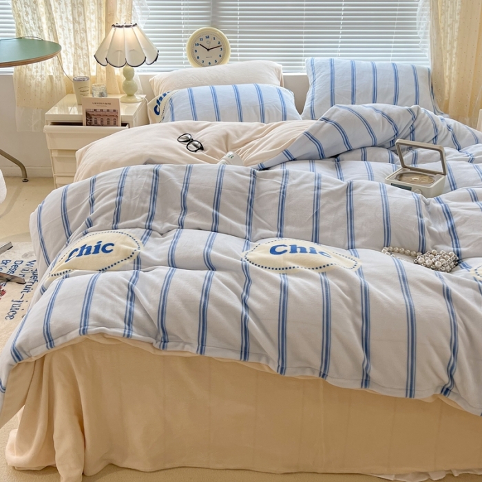 91家纺网 家纺一手货源 找家纺 昔可 2022新款牛奶绒简约系列四件套 chic条纹蓝